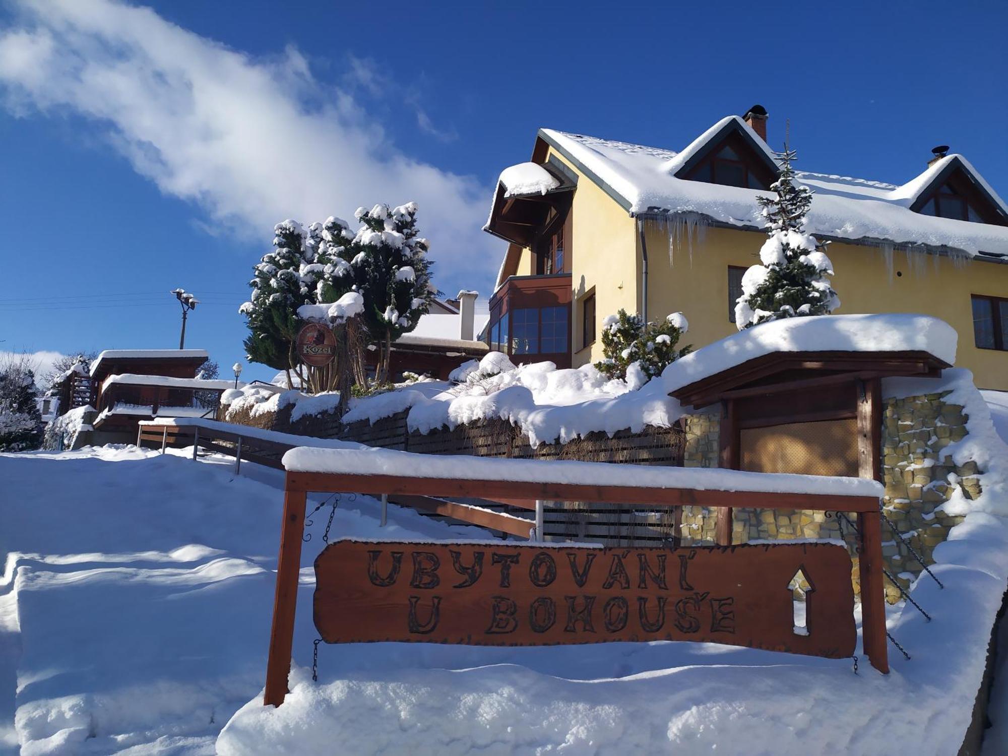 Ubytovani U Bohouse Jilemnice Exterior foto